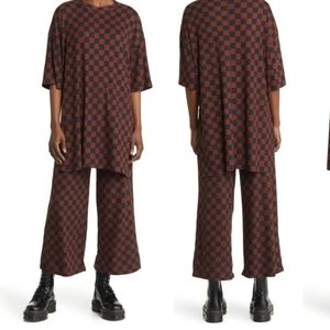 Lex Ribbed Oversize T-Shirt & High Waist Crop Pants Set